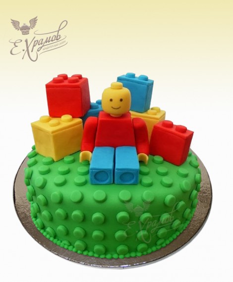 Круглый торт Lego