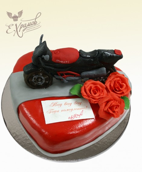 Торт Ducati